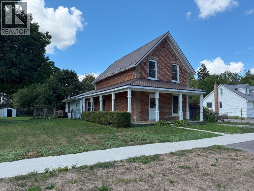 162 Wellington St, Waterford, ON N0E 1Y0