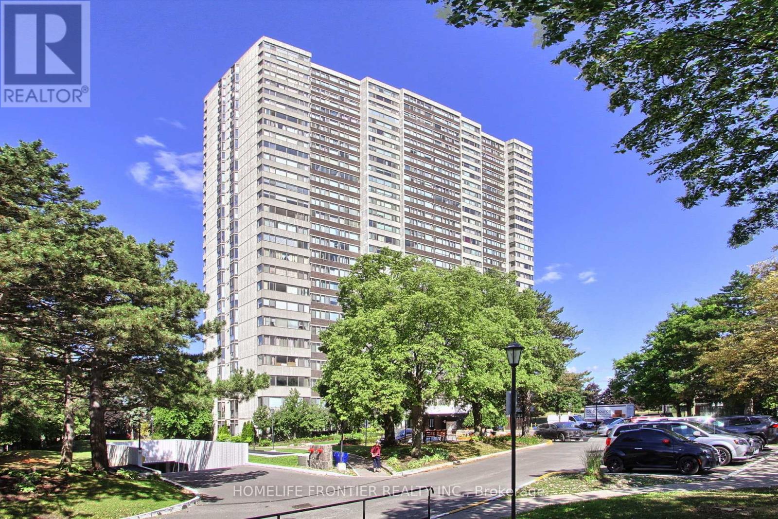 1906 80 Antibes Dr, Toronto, ON M2R 3N5