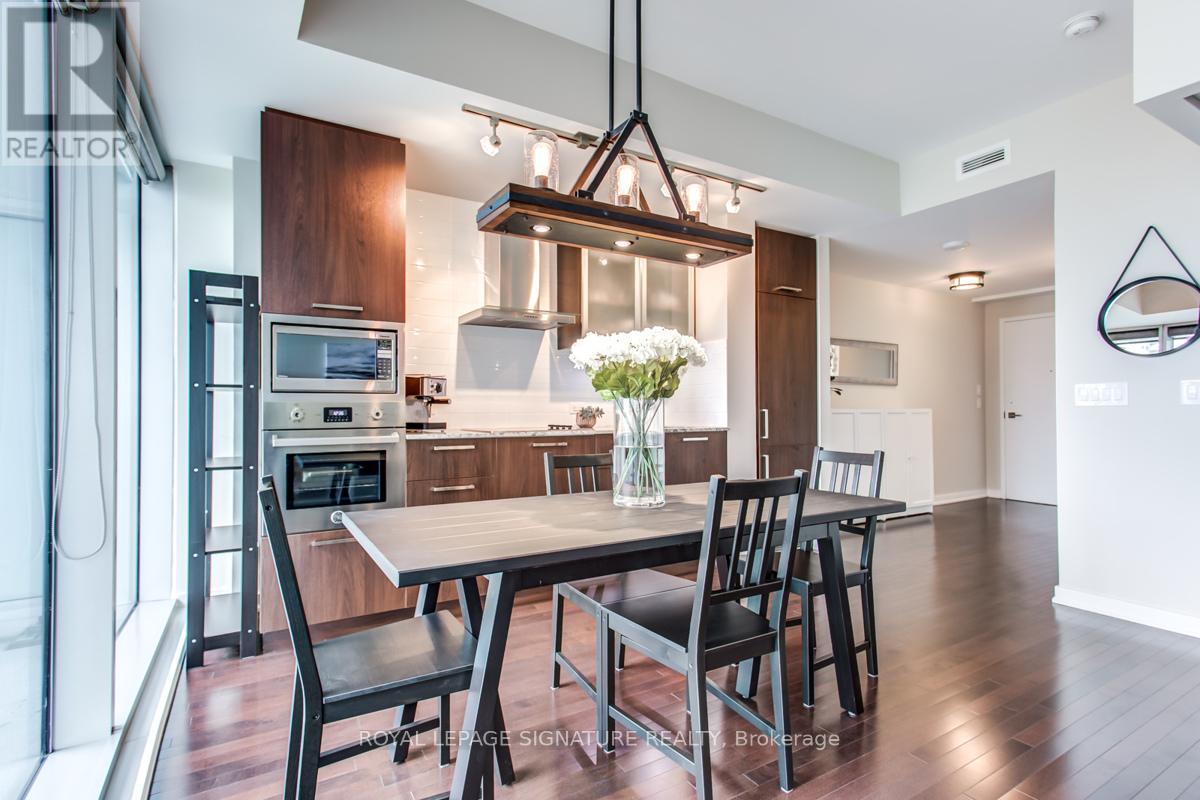 1507 14 York St, Toronto, ON M5J 0B1