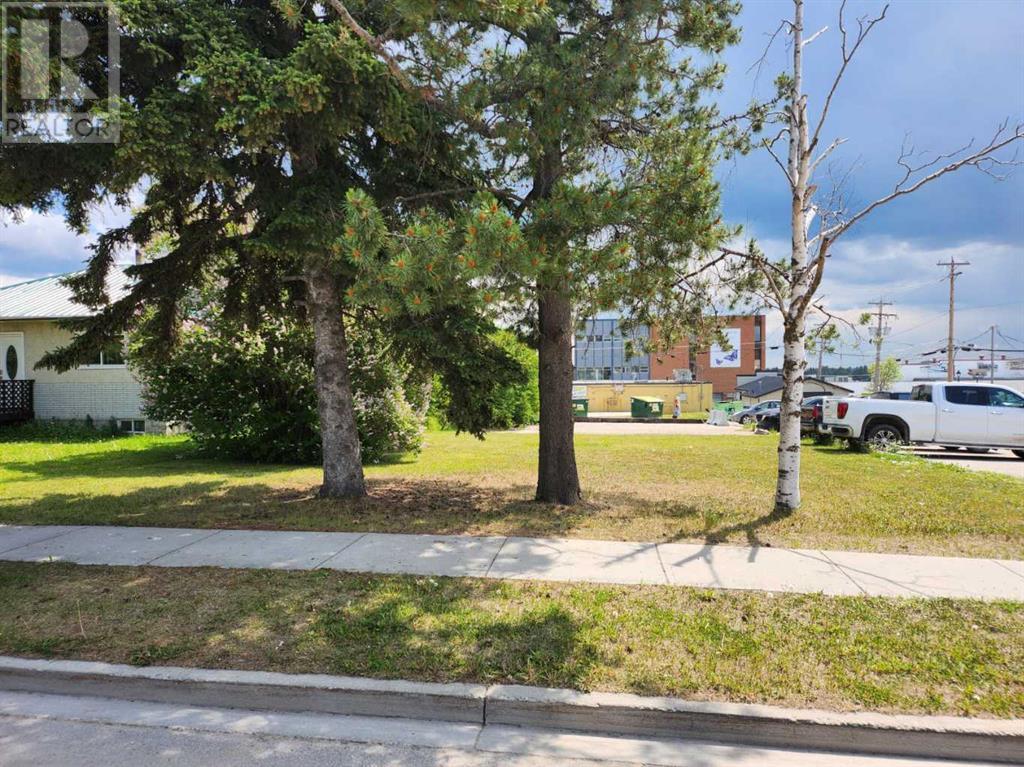 5 Avenue Unit 4921, Edson, AB T7E 1Y2