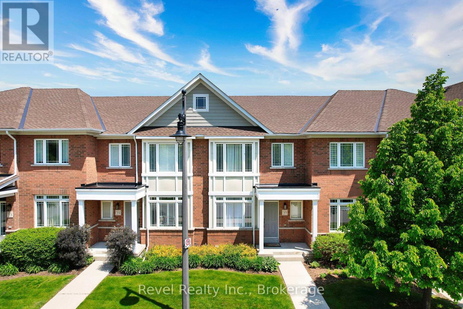 25 N Maple St, Collingwood, ON L9Y 0J3