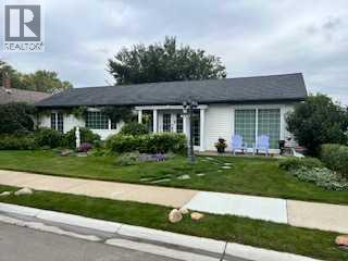 9 Street N Unit 1006, Lethbridge, AB T1H 1Z8