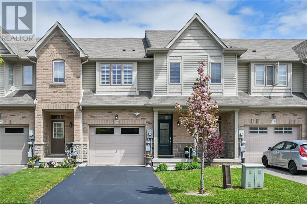 121 Bankfield Cres, Hamilton, ON L8J 0B9