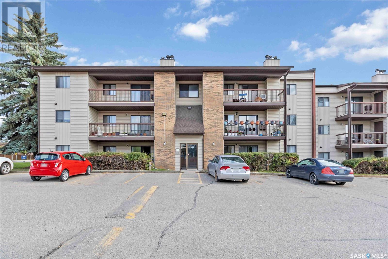 335 Kingsmere Boulevard Unit 101, Saskatoon, SK S7J 4J6