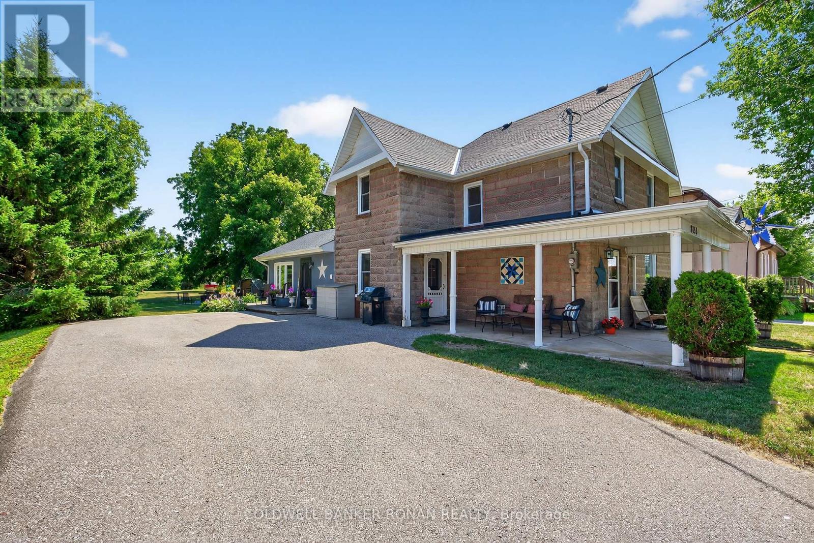 8153 Main St, Adjala-Tosorontio, ON L0M 1J0