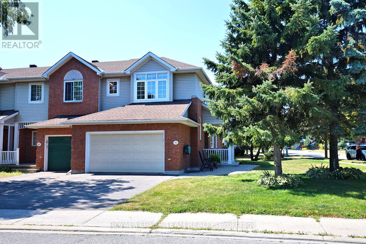 46 Kettleby St, Ottawa, ON K2K 3C4