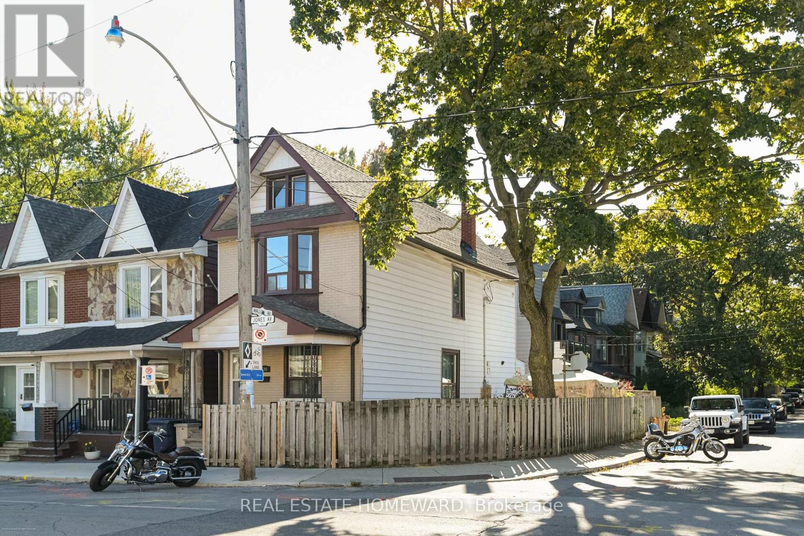 116 Jones Ave, Toronto, ON M4M 2Z8