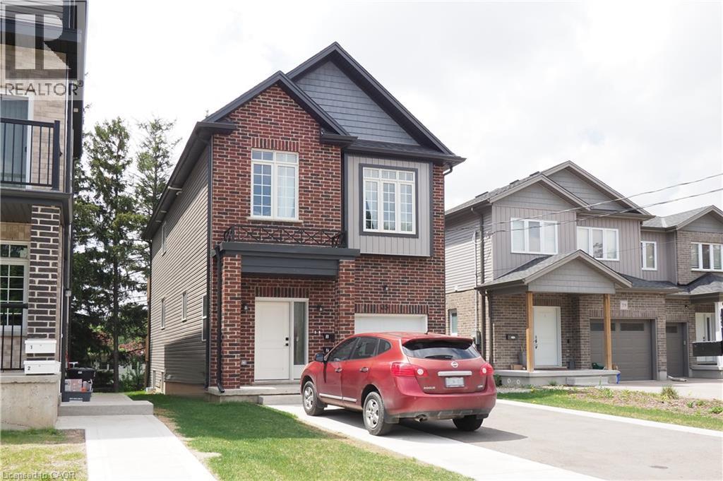35 Belmont Ave W, Kitchener, ON N2M 1L2