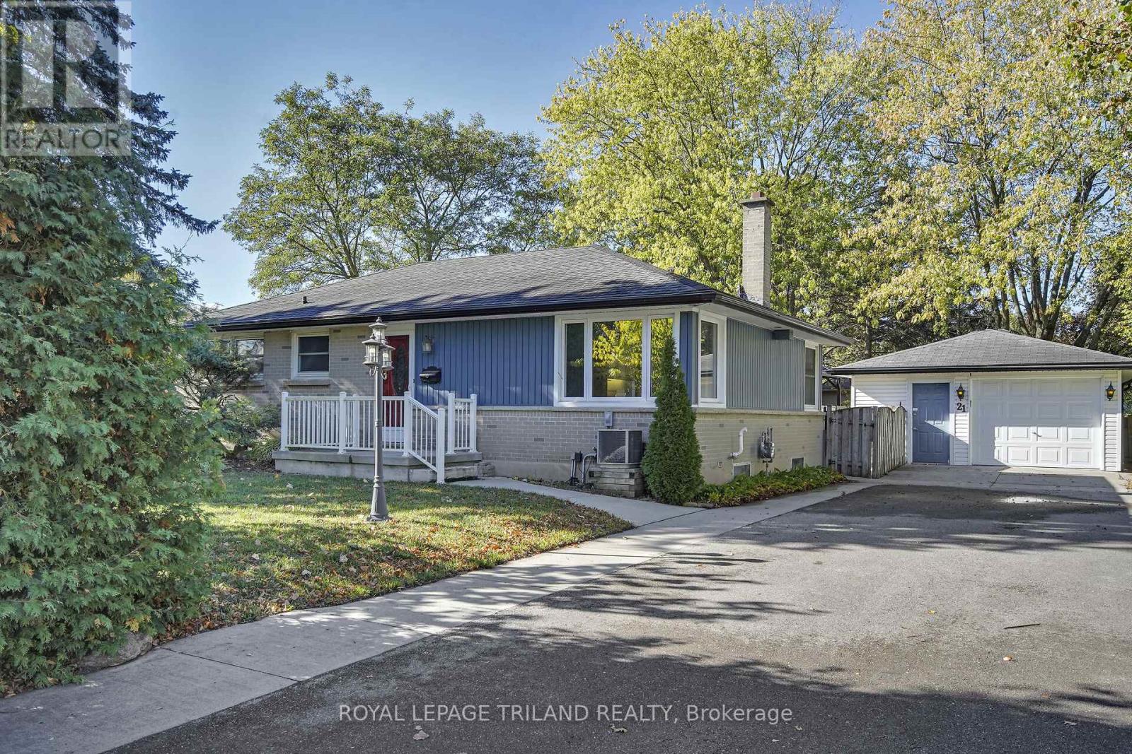 21 Langton Rd, London, ON N5V 2L9