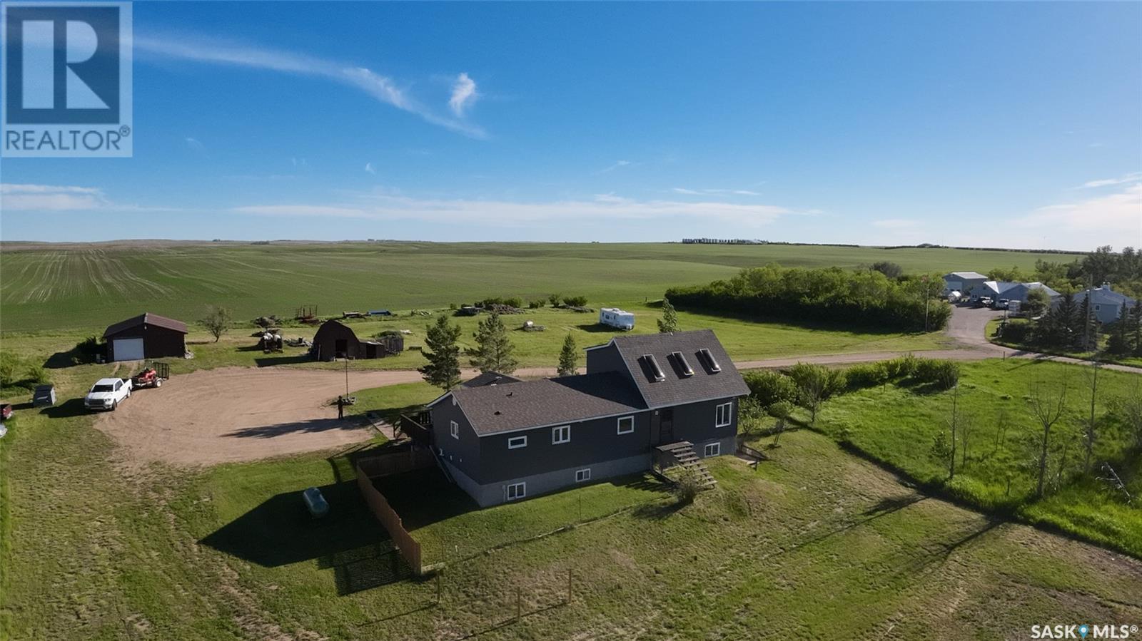 Acreage 2 Km From Shaunavon 10 Acres, Shaunavon, SK S0N 2M0