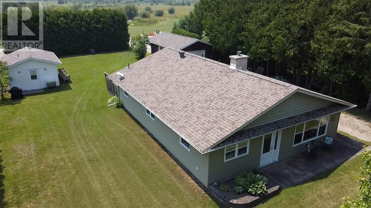 29 Sidney Ln, Mindemoya, ON P0P 1s0