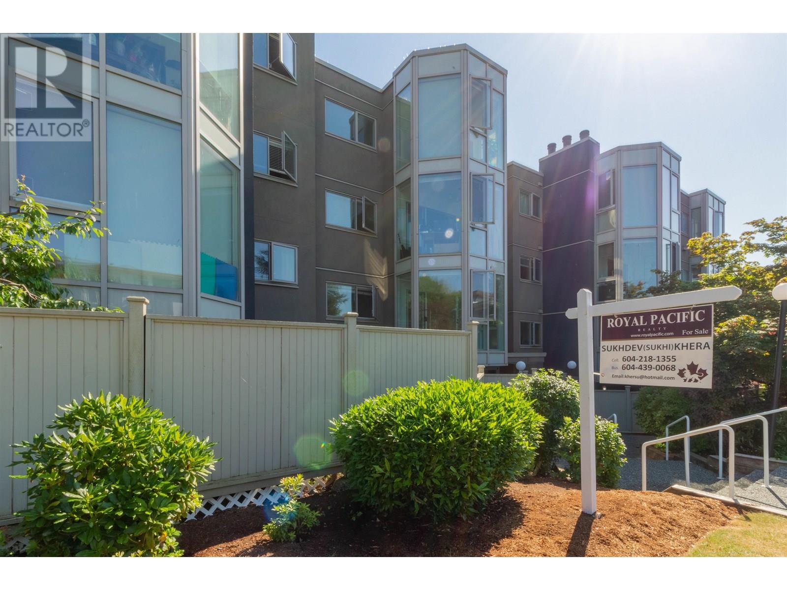 2238 Eton Street Unit 205, Vancouver, BC V5L 1C8