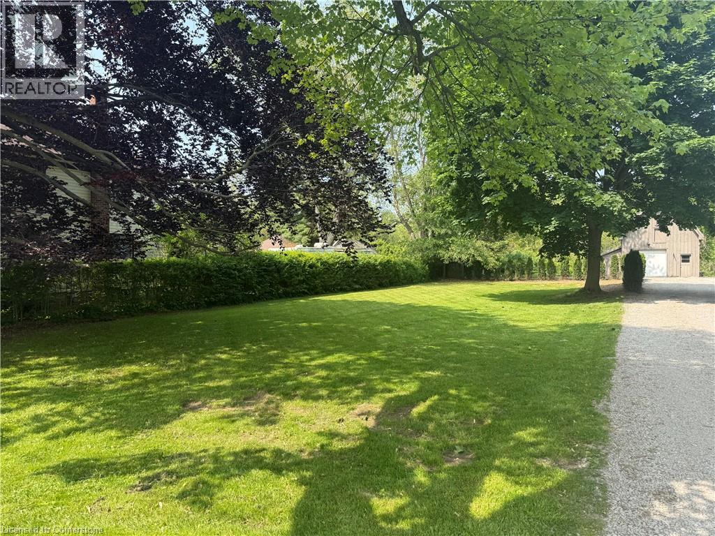 13 Church Street, Pelham, ON L0S 1C0