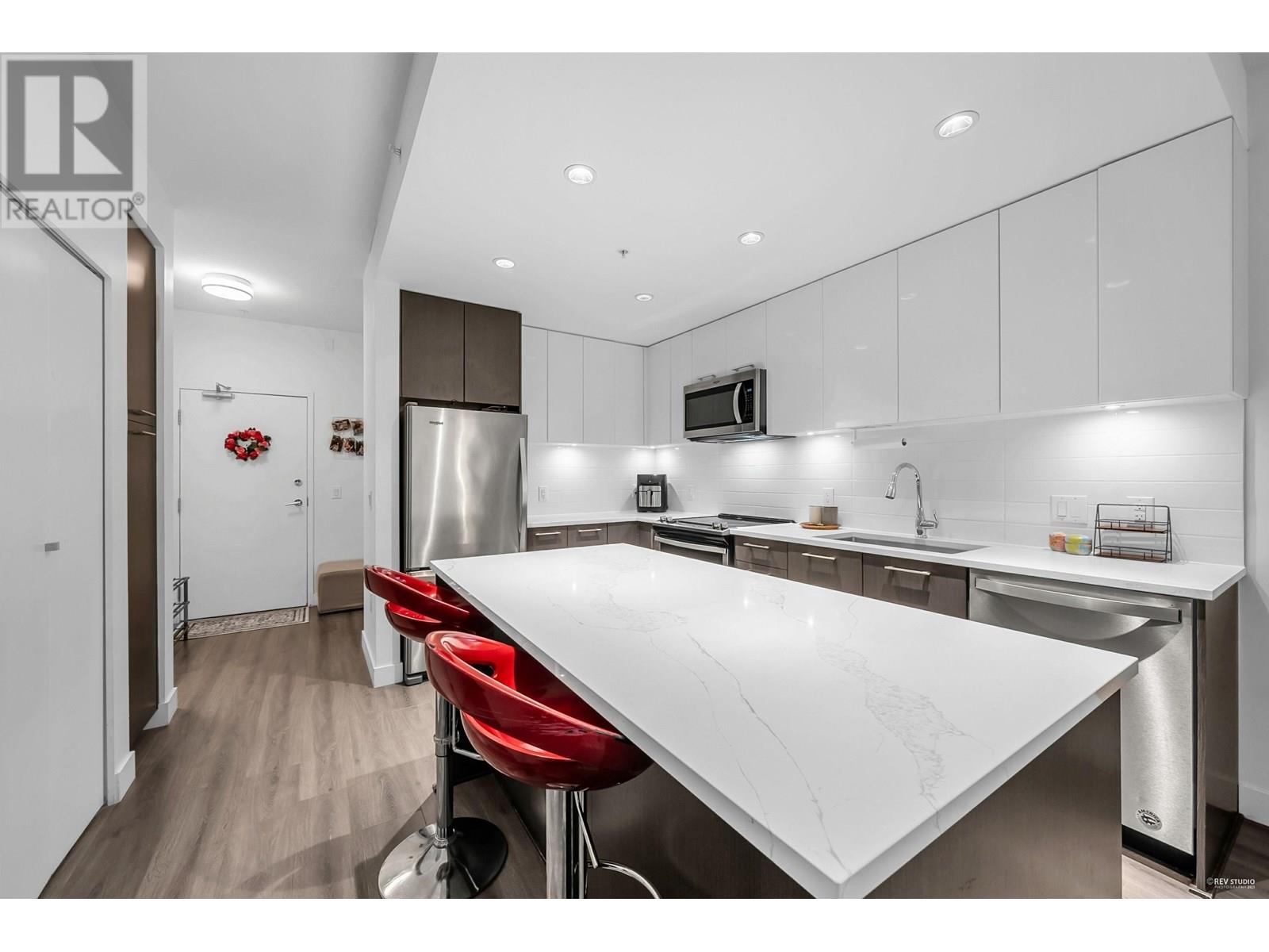 2382 Atkins Avenue Unit 106, Port Coquitlam, BC V3C 0G7