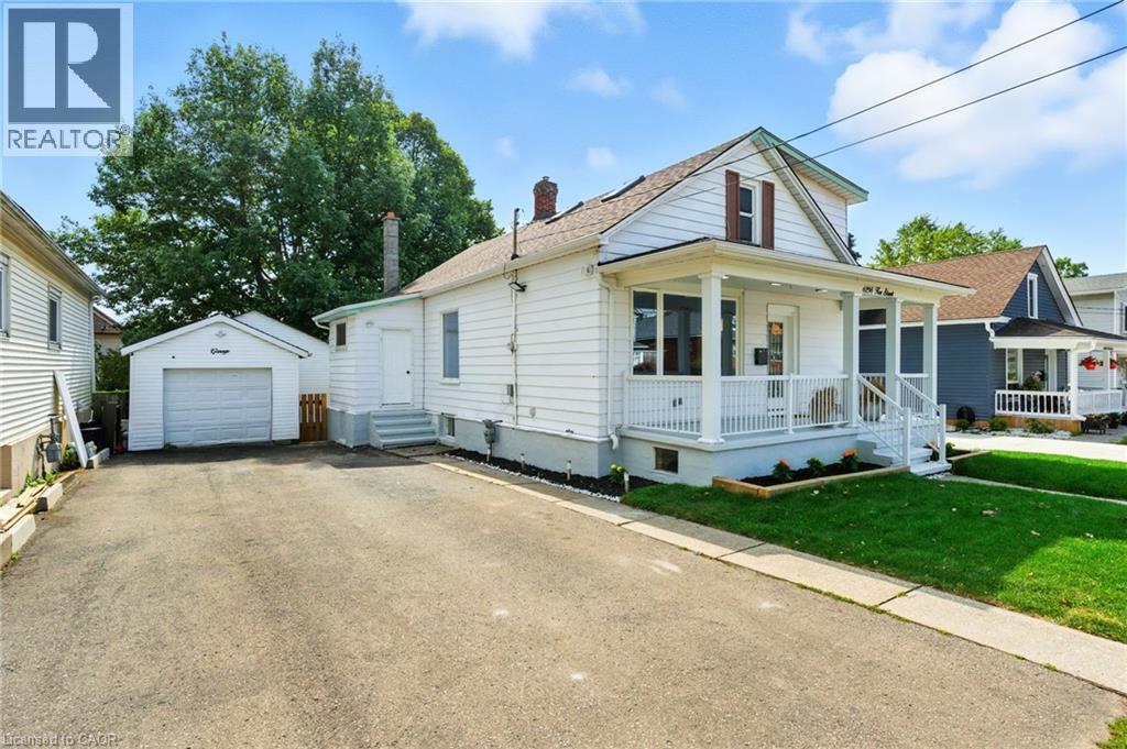6294 Ker St, Niagara Falls, ON L2G 1X8