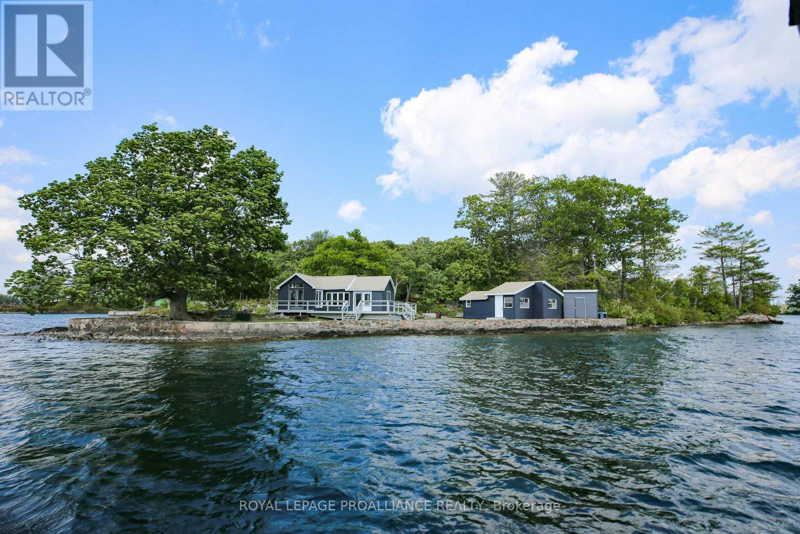 1 Black Cat Is, Frontenac Islands The Islands, ON K0E 1L0