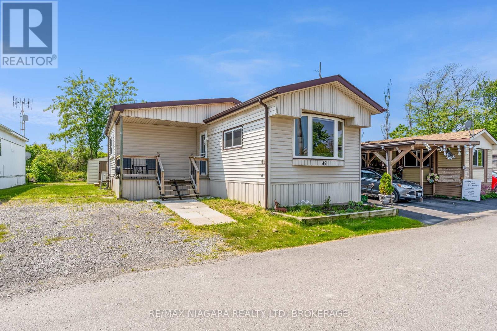 49 2175 Mewburn Rd, Niagara Falls, ON L2E 6S4