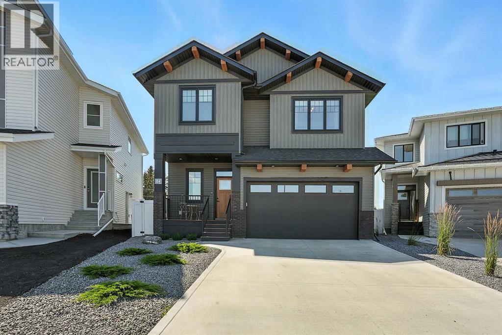 84 Emmett Cres, Red Deer, AB T4E 1A6