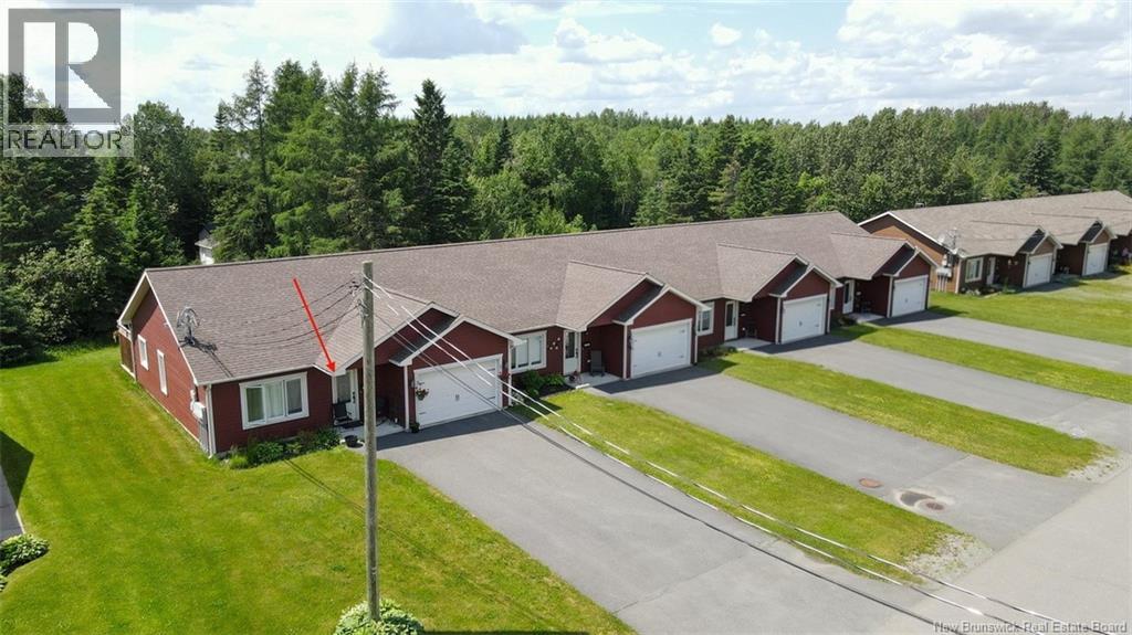 72 Beaulieu St, Saint-Quentin, NB E8A 1B5