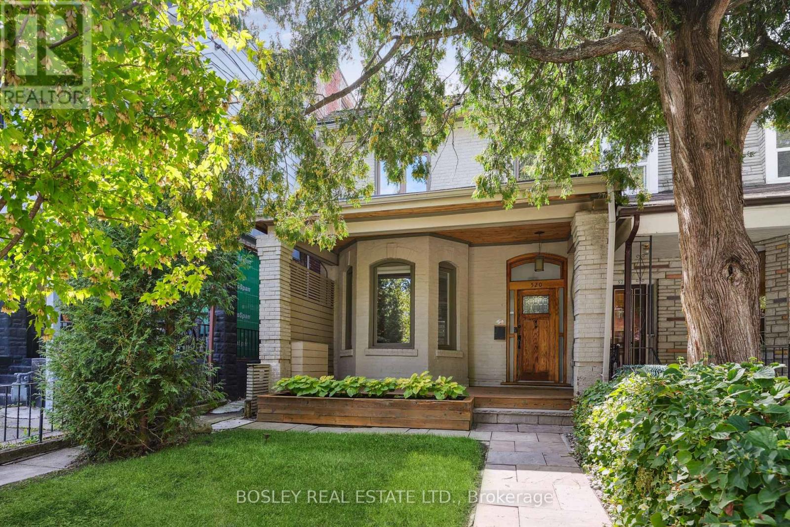 520 Manning Ave, Toronto, ON M6G 2V7