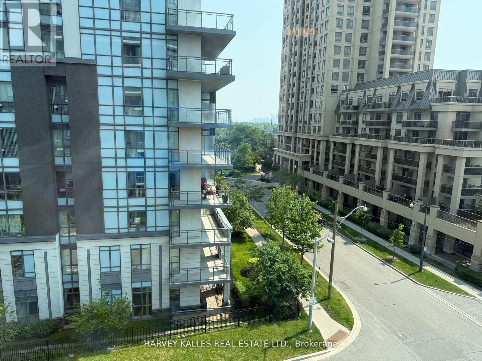 509 7 Kenaston Gdns, Toronto Bayview Village, ON M2K 1G7