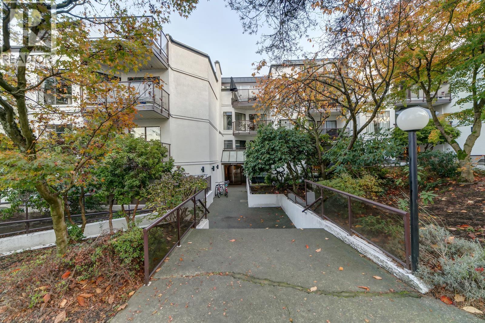 2222 Prince Edward Street Unit 204, Vancouver, BC V5T 4M6