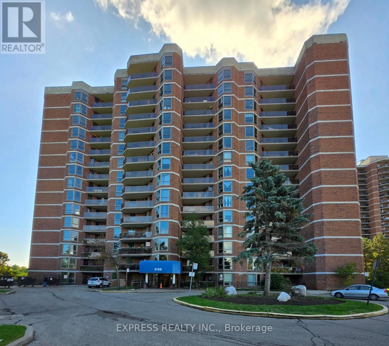 1202 238 Albion Rd, Toronto, ON M9W 6A7