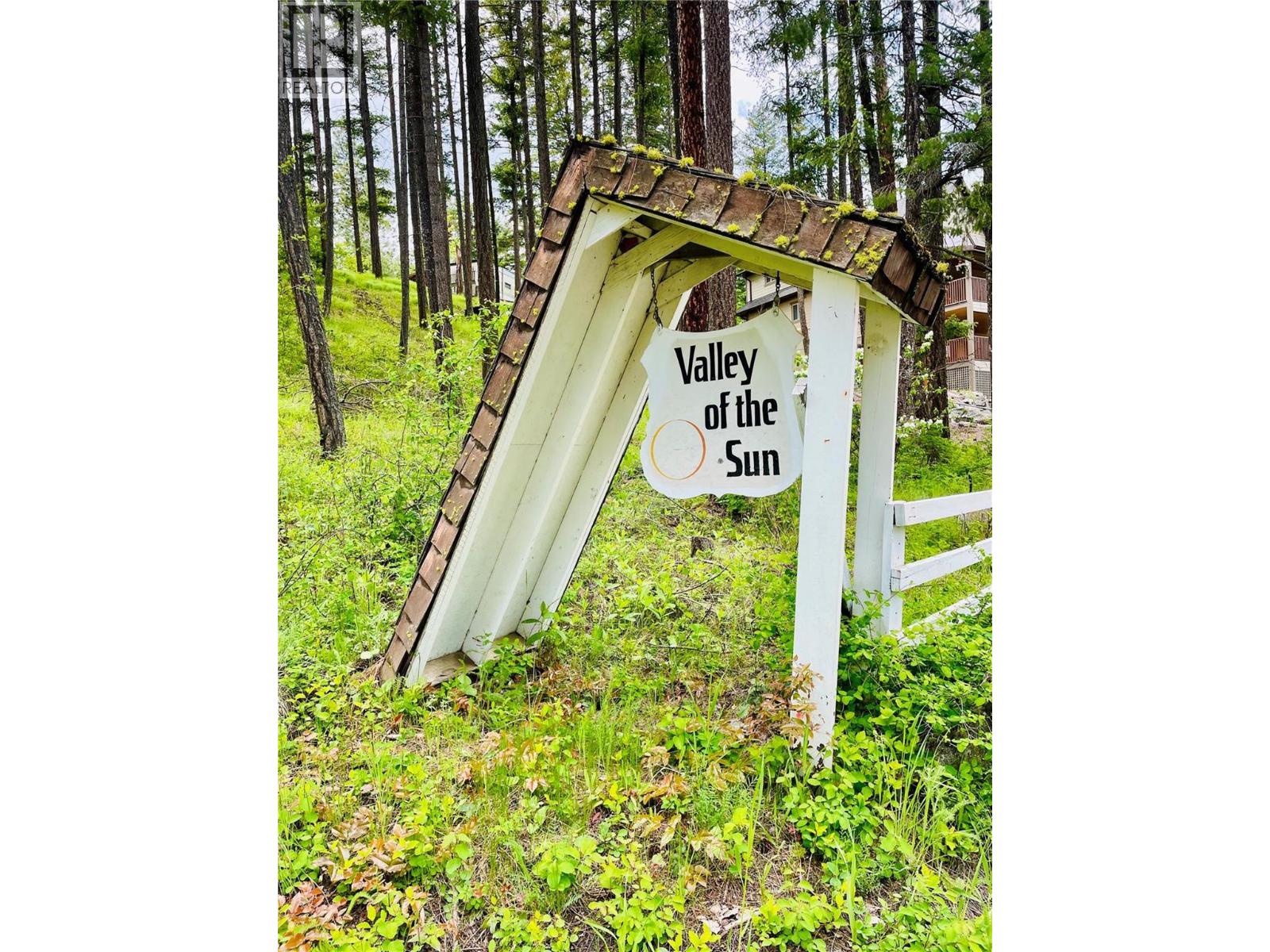 7968 Alpine Rd, Kelowna, BC V1Z 3V4