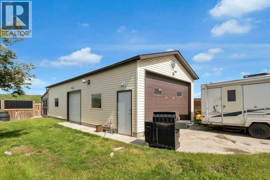 124 Abingdon Way NE, Calgary, AB T2A 6R8