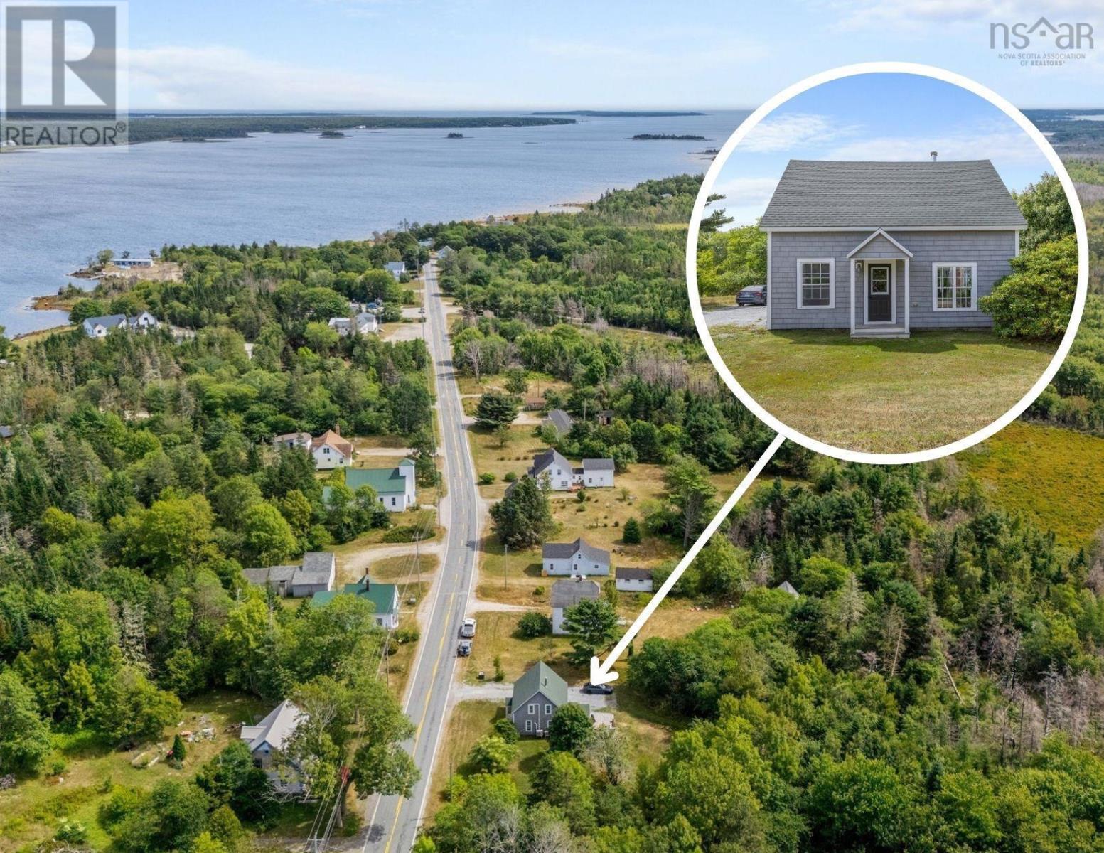 220 Port Latour Rd, Port Clyde, NS B0W 2S0