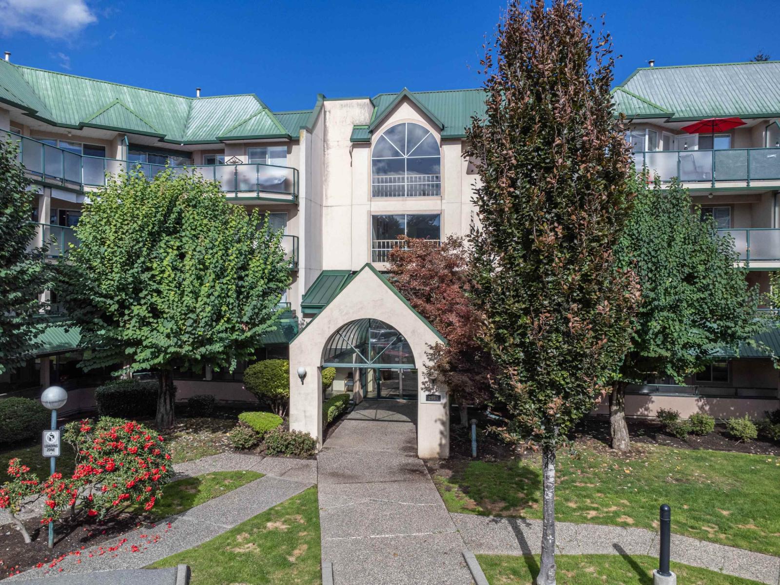 2964 Trethewey Street Unit 402, Abbotsford, BC V2T 6P4
