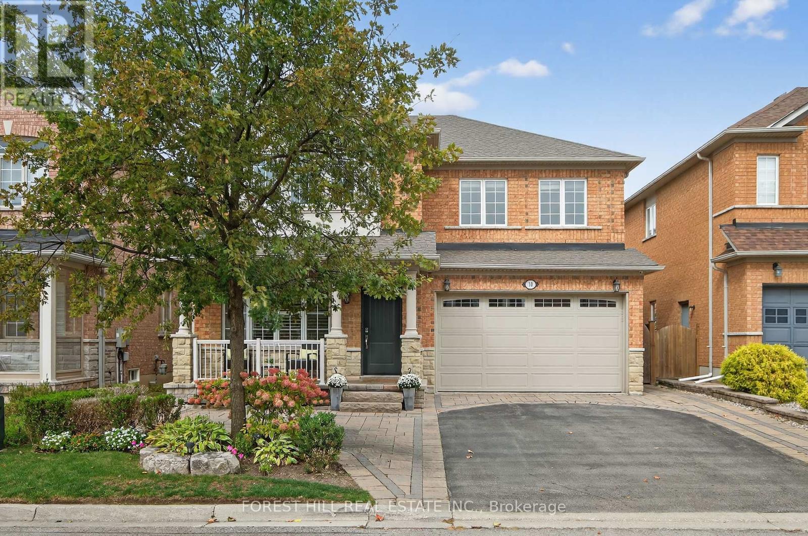 10 Mendel Cres, Vaughan, ON L4J 9B6