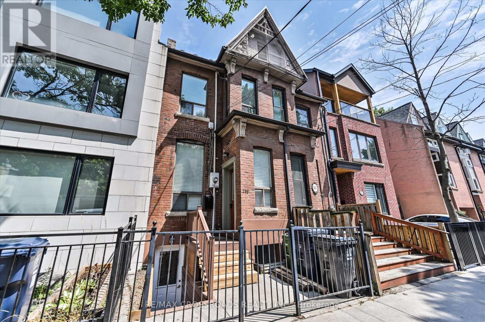 269 Ontario St, Toronto, ON M5A 2V6