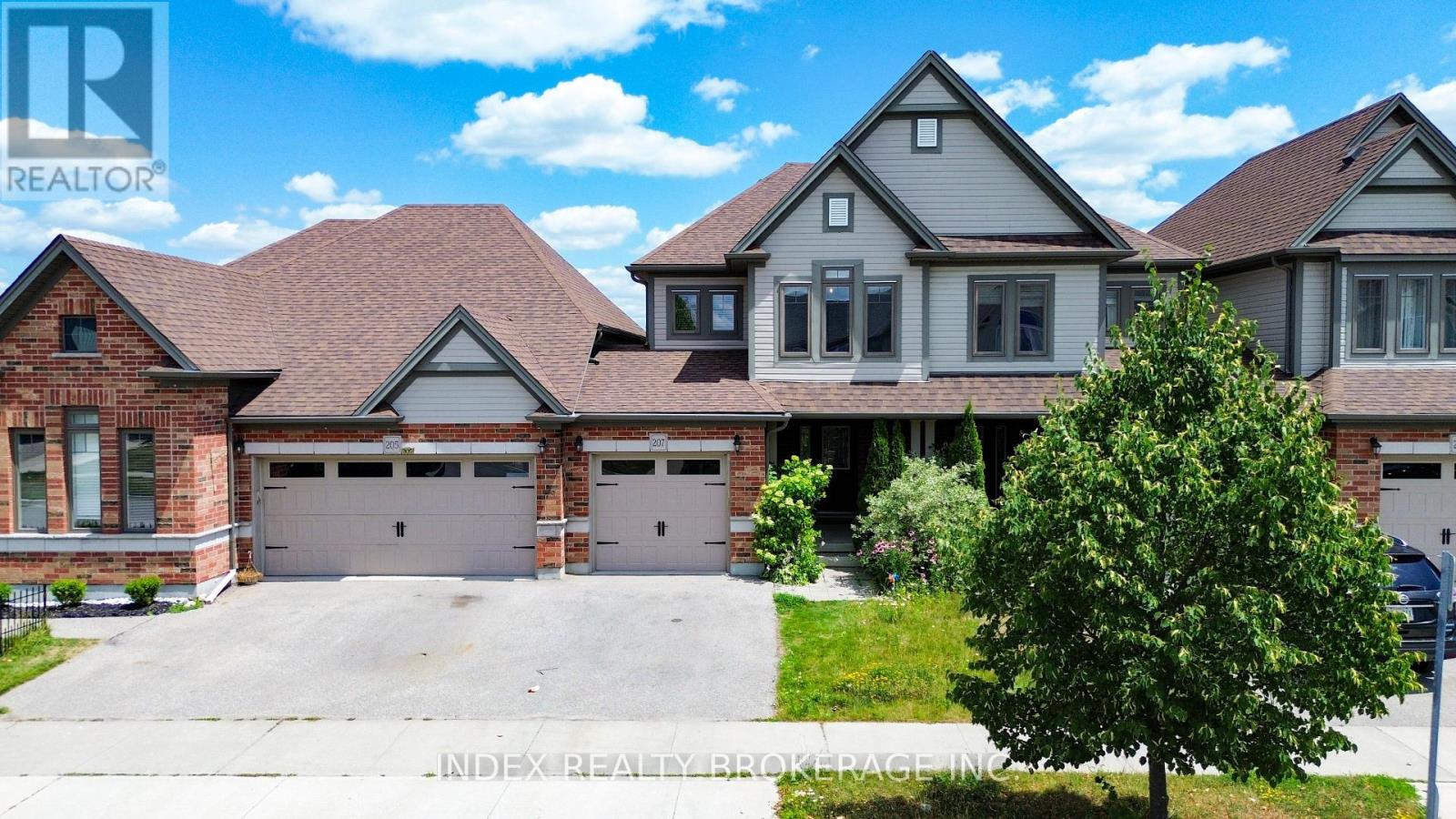 207 Eden Oak Trl, Kitchener, ON N2A 0H6