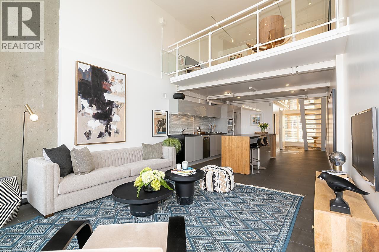 1529 W 6th Avenue Unit 403, Vancouver, BC V6J 1R1