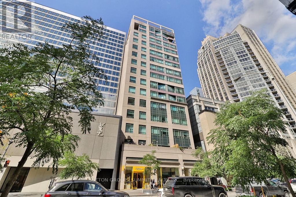 102 Bloor St W Ph07 St, Toronto, ON M5S 1M8