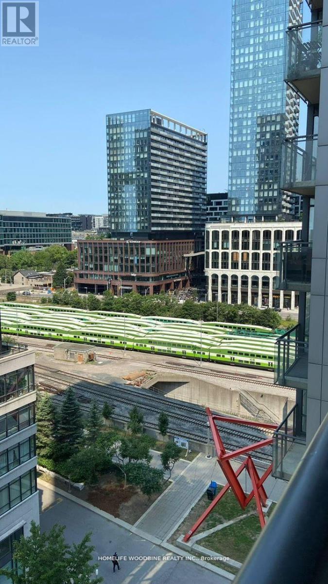 1110 25 Telegram Mews, Toronto, ON M5V 3Z1