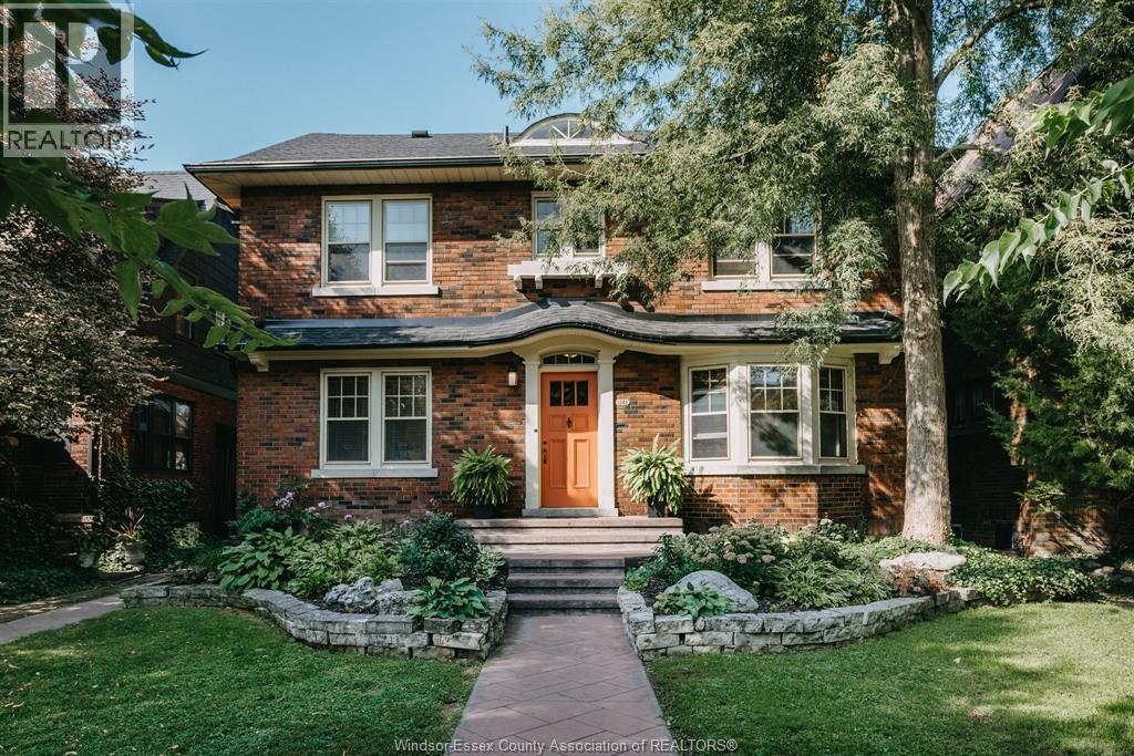 1245 Kildare Rd, Windsor, ON N8Y 3H7