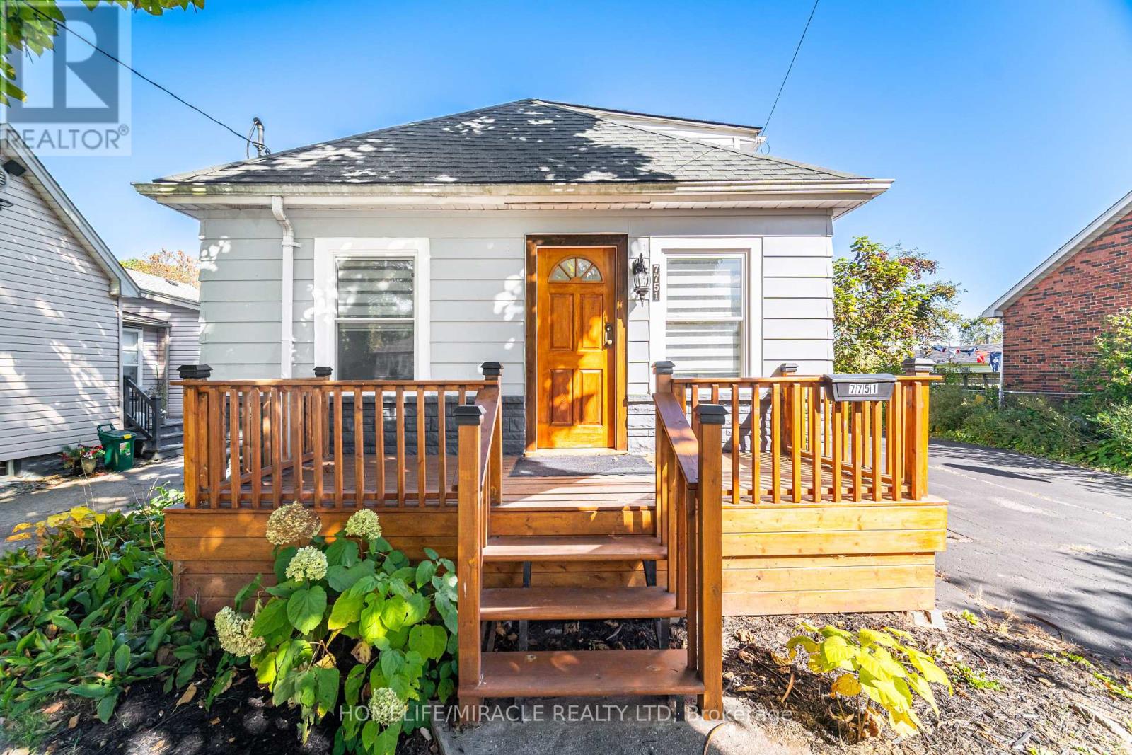 7751 Thomas St, Niagara Falls, ON L2G 6T3