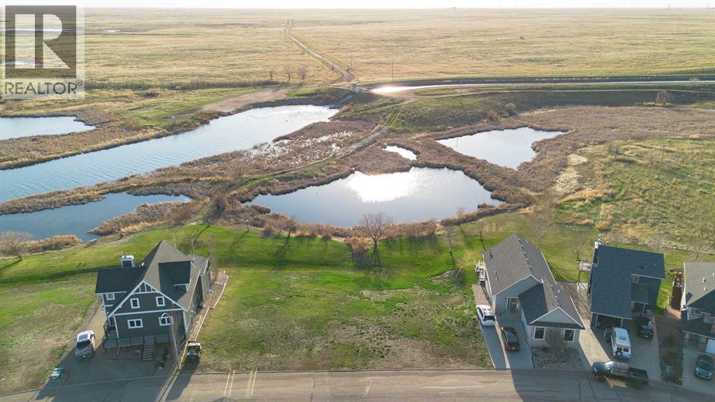 104 White Pelican Way, Lake Newell Resort, AB T1R 0X5
