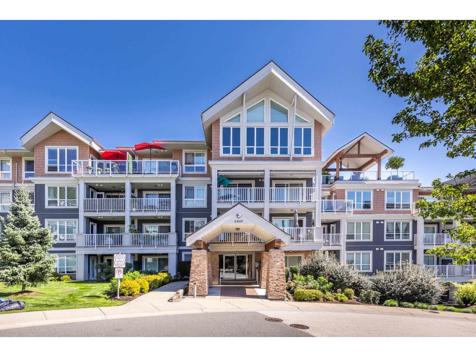 6460 194 Street Unit 215, Surrey, BC V4N 6J8