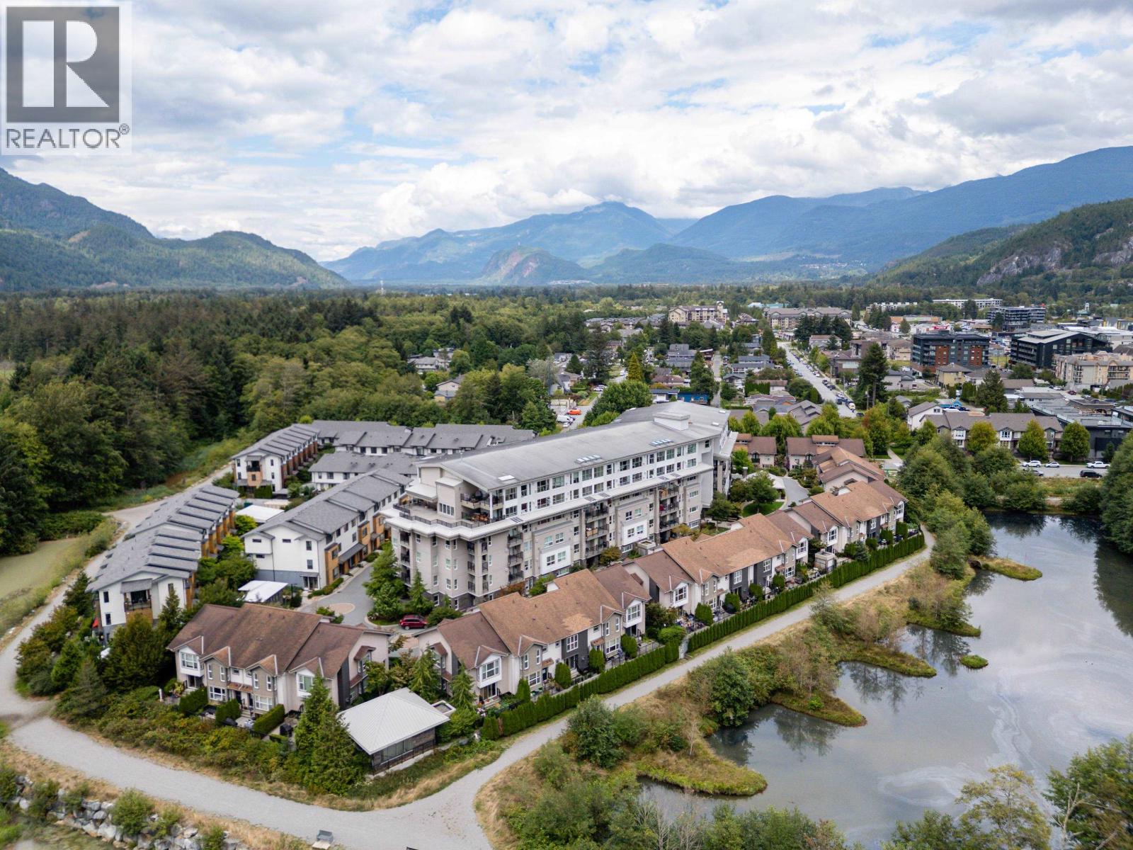 1212 Main Street Unit 204, Squamish, BC V8B 0S1