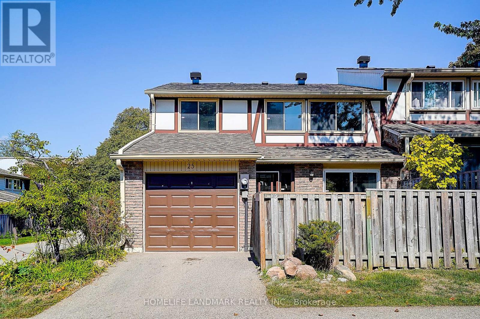 25 Bracken Fernway, Toronto, ON M2J 4M7