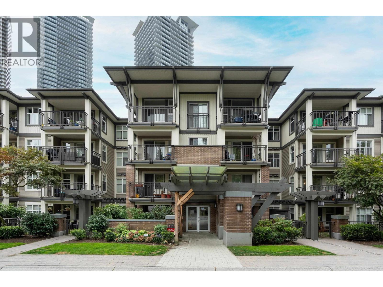 4768 Brentwood Drive Unit 206, Burnaby, BC V5C 0C7