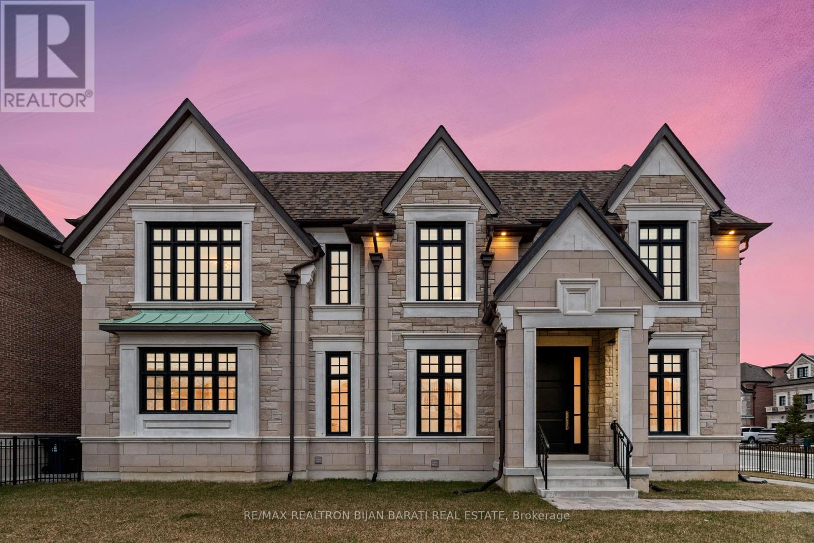 29 Ballyconnor Ct, Toronto Bayview Woods-steeles, ON M2M 4C6
