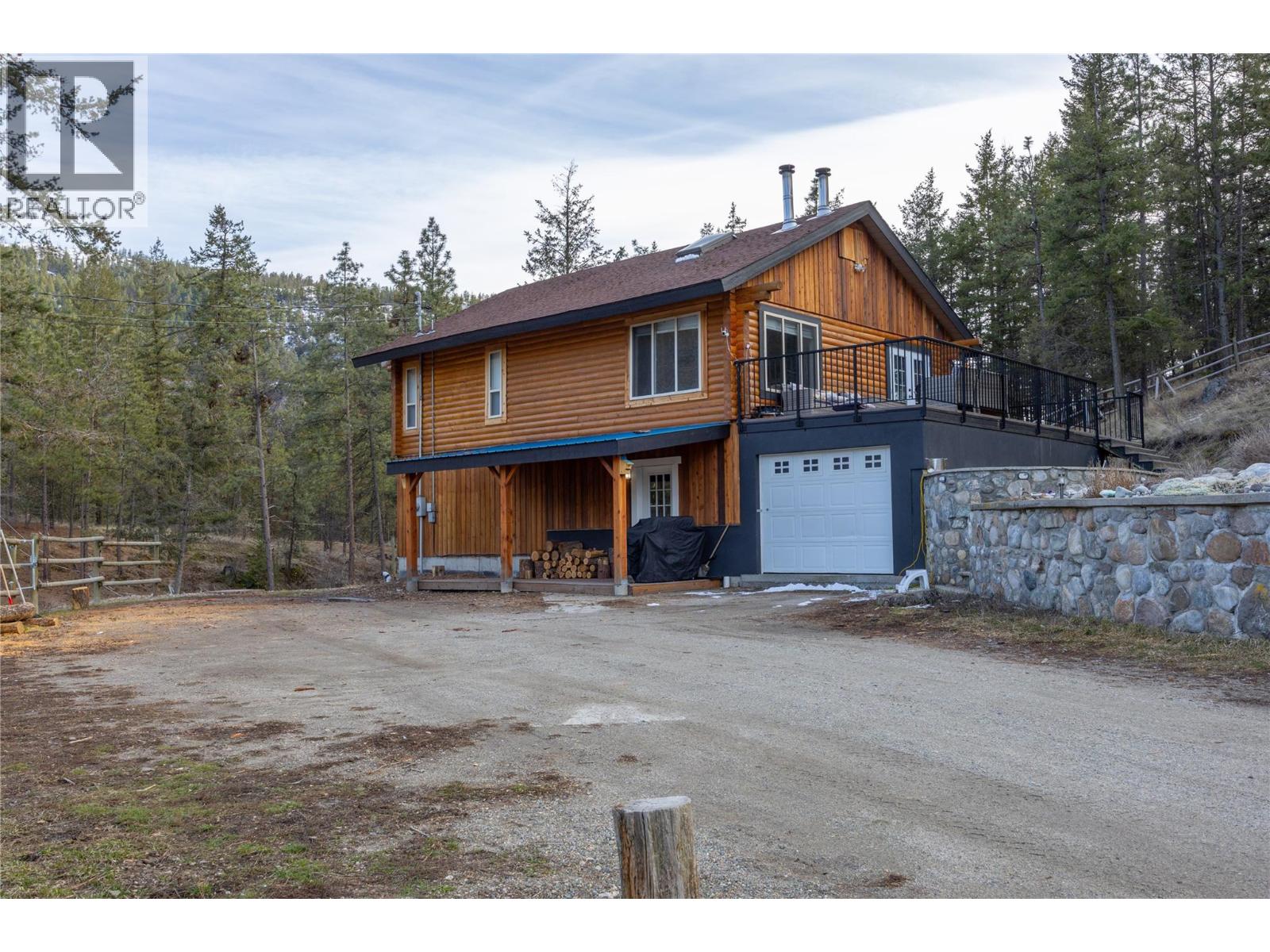 105 Saddlehorn Dr, Kaleden, BC V0H 1K0