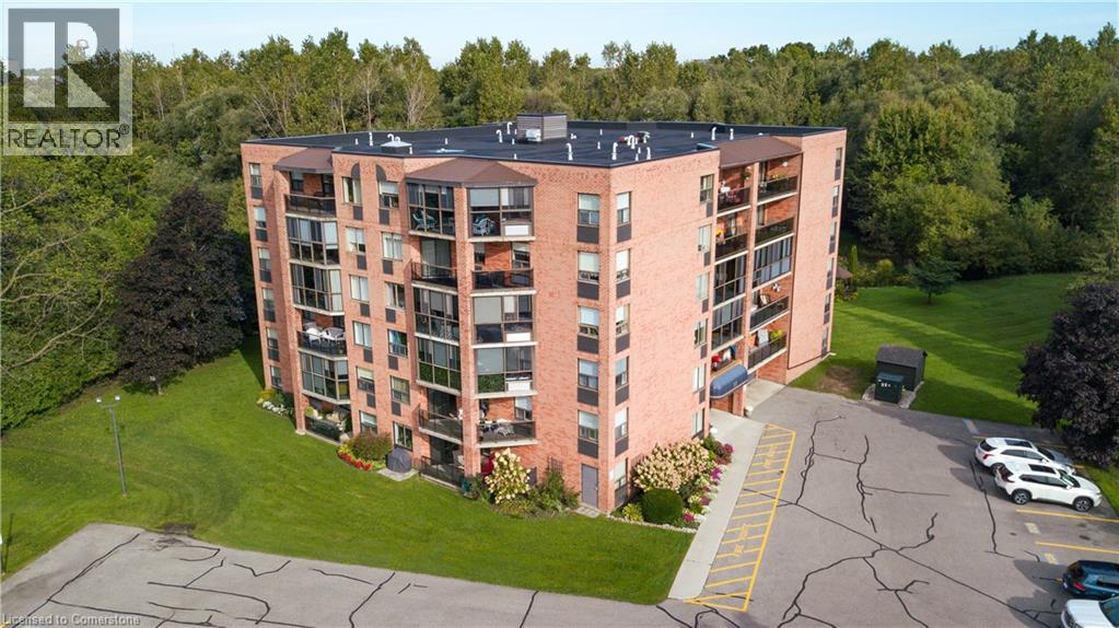 17 Mill Pond Court Unit 405, Simcoe, ON N3Y 5H9