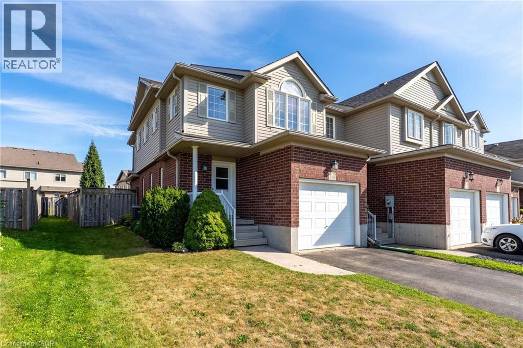 258 Parkvale Dr, Kitchener, ON N2R 1Y7