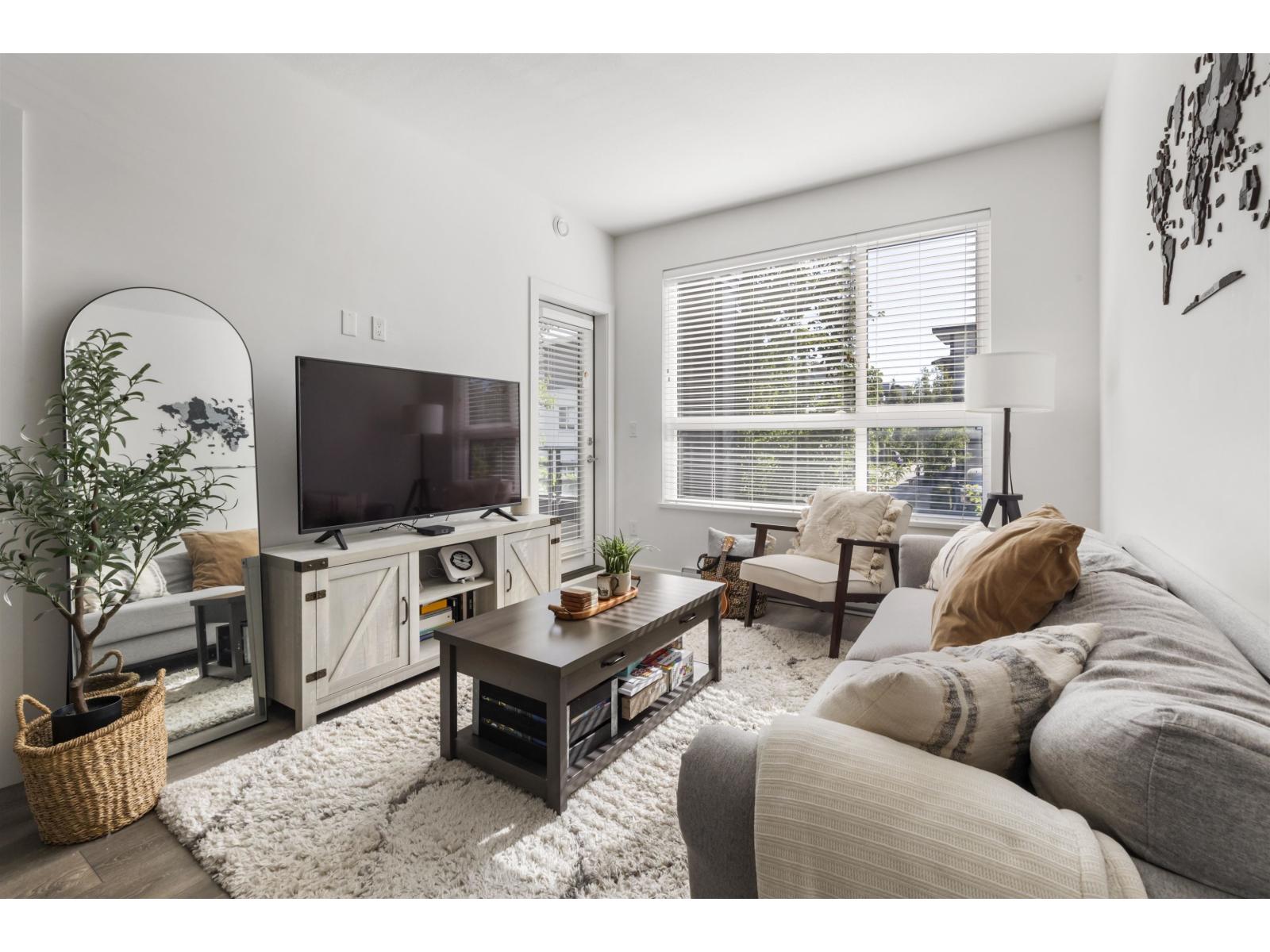 20829 77a Avenue Unit 210, Langley, BC V2Y 0W7