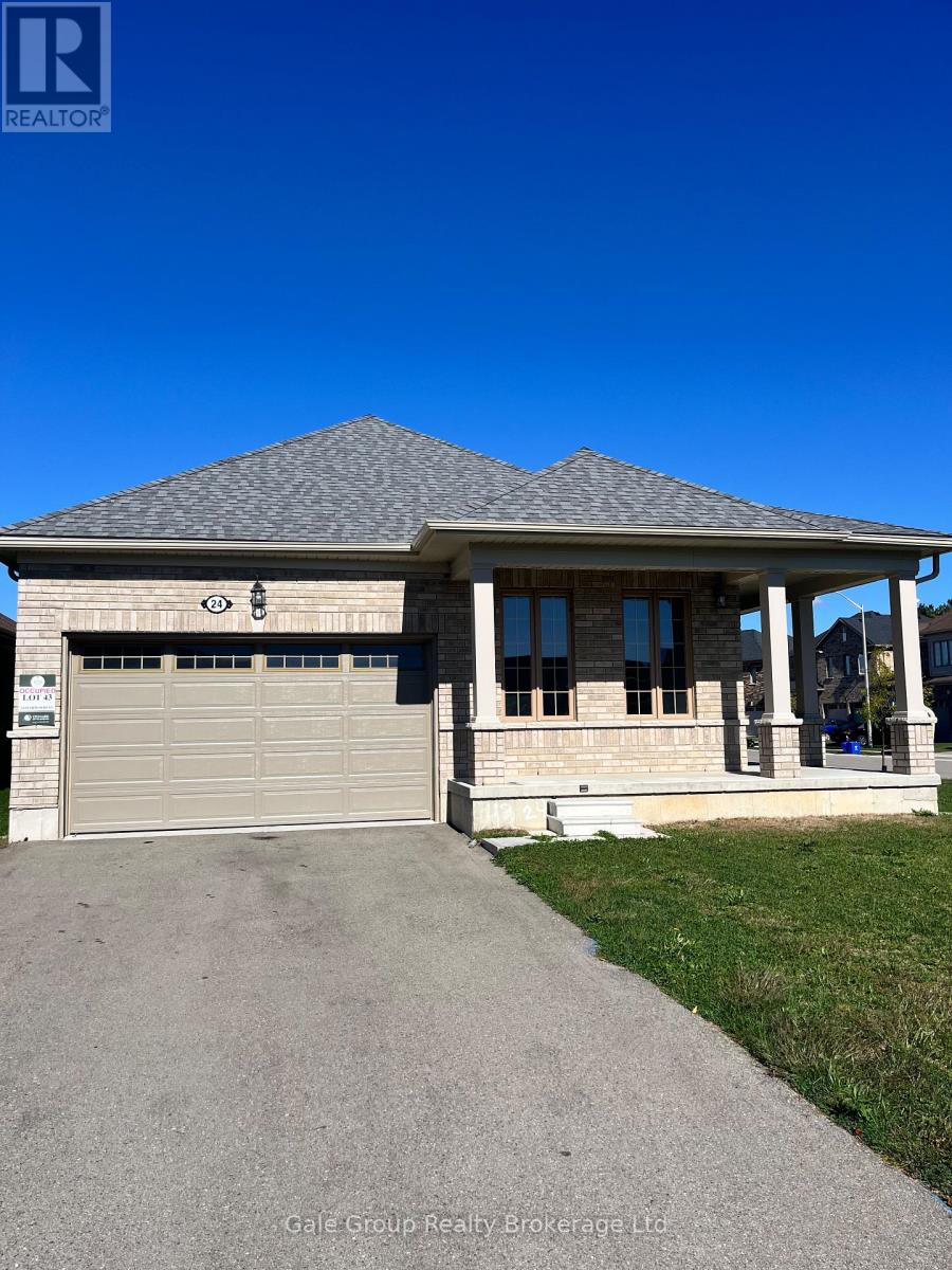 24 Harwood St, Tillsonburg, ON N4G 0J8
